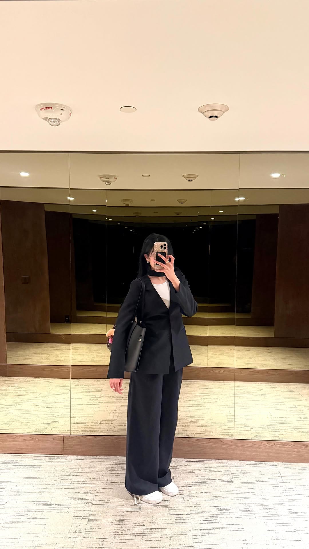Post 3 by Ridhie Mehta on Instagram (video)