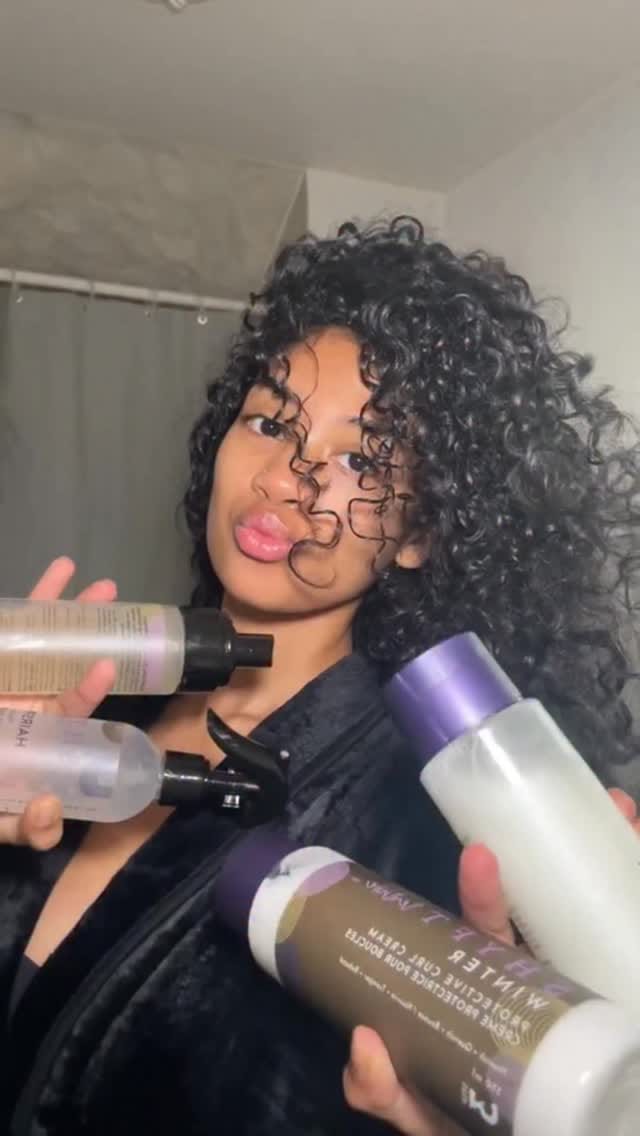 Post 4 by Gwen | Curl & Beauty on Instagram (video)