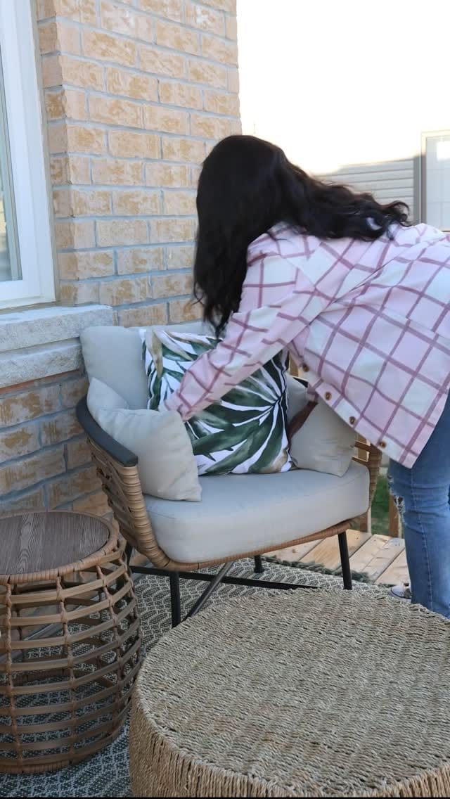 Post 3 by Sincerely Jackline on Instagram (video)