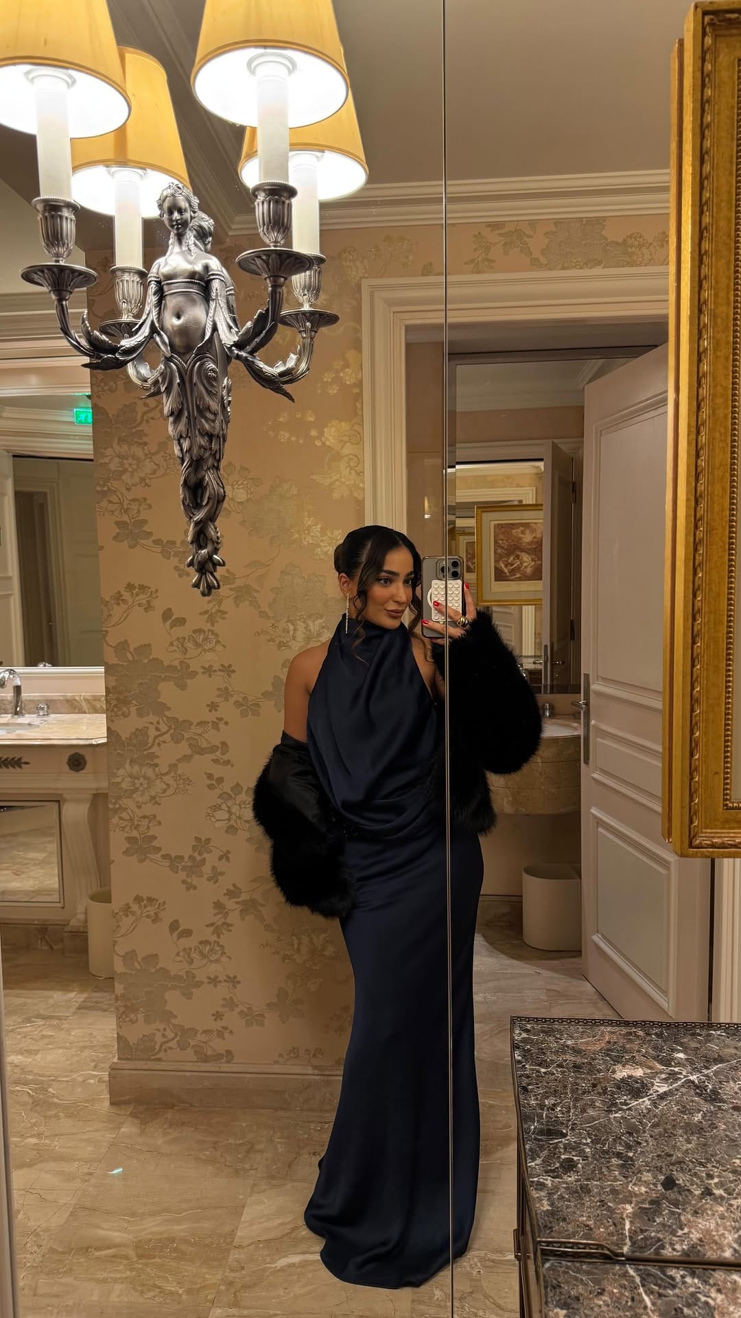 Post 7 by Danya | Style & Fashion Inspo on Instagram (video)