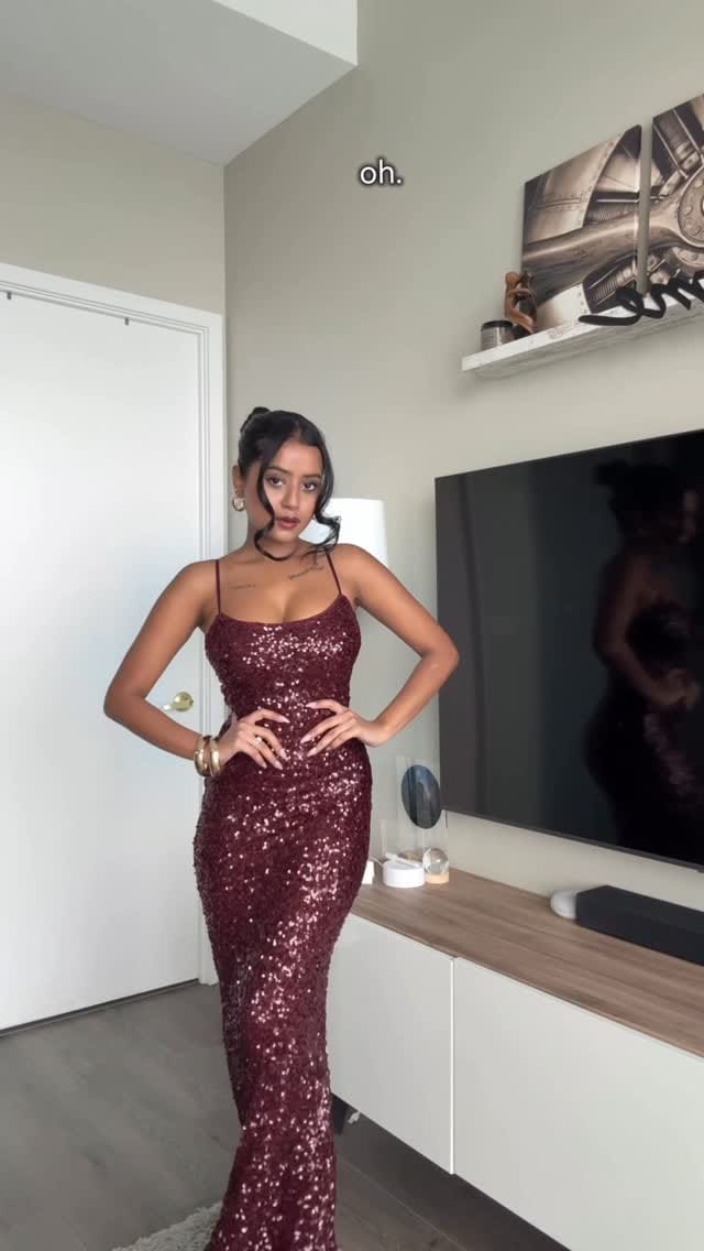 Post 3 by Ambika Goel | Fashion & Beauty on Instagram (video)