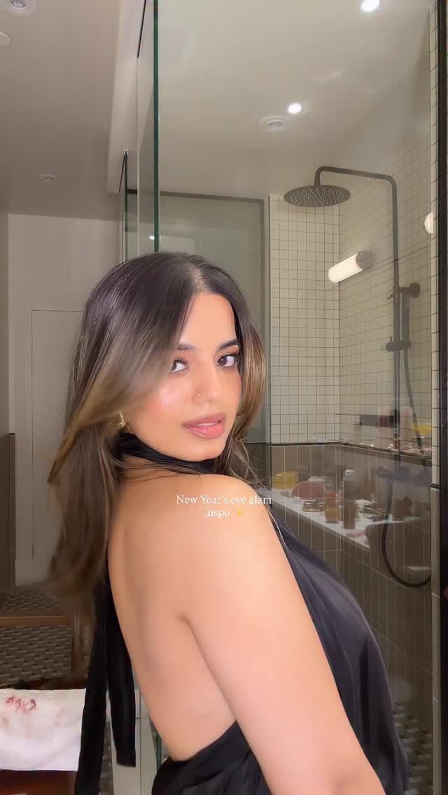 Post 9 by Mohhh on Instagram (video)