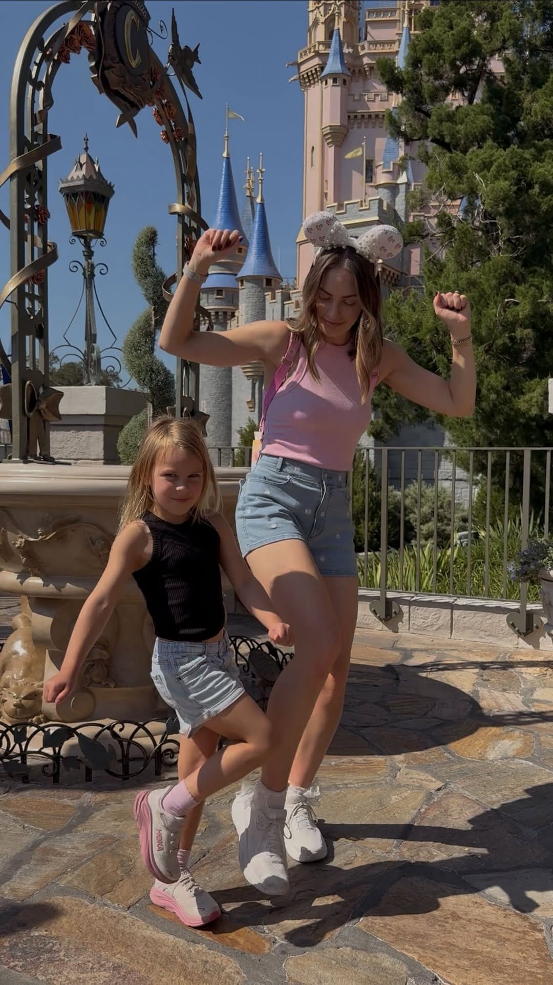 Post 7 by Siera Bearchell on Instagram (video)