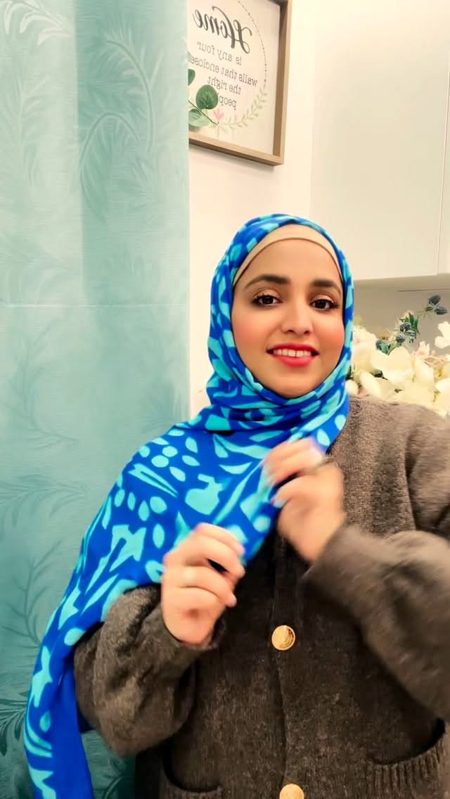 Post 10 by Saba Firdous on Instagram (video)