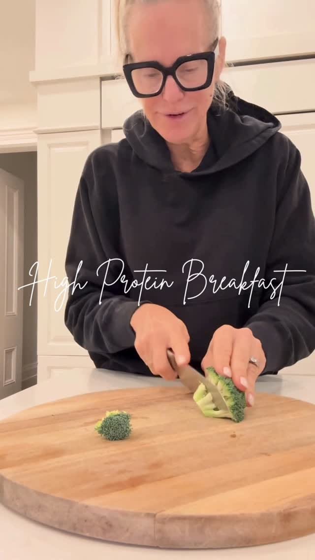 Post 3 by Julia Grieve (she/her) on Instagram (video)