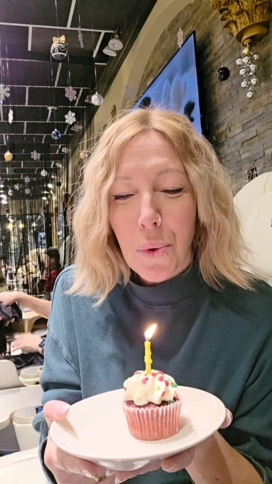 Post 3 by Pam Gulbrandsen | Canadian UGC + Content Creator 🇨🇦 on Instagram (video)