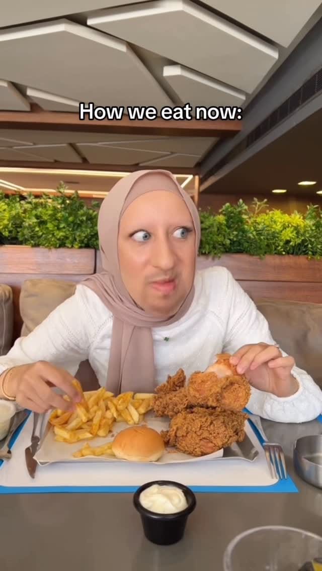Post 4 by JASMINE FARES on Instagram (video)