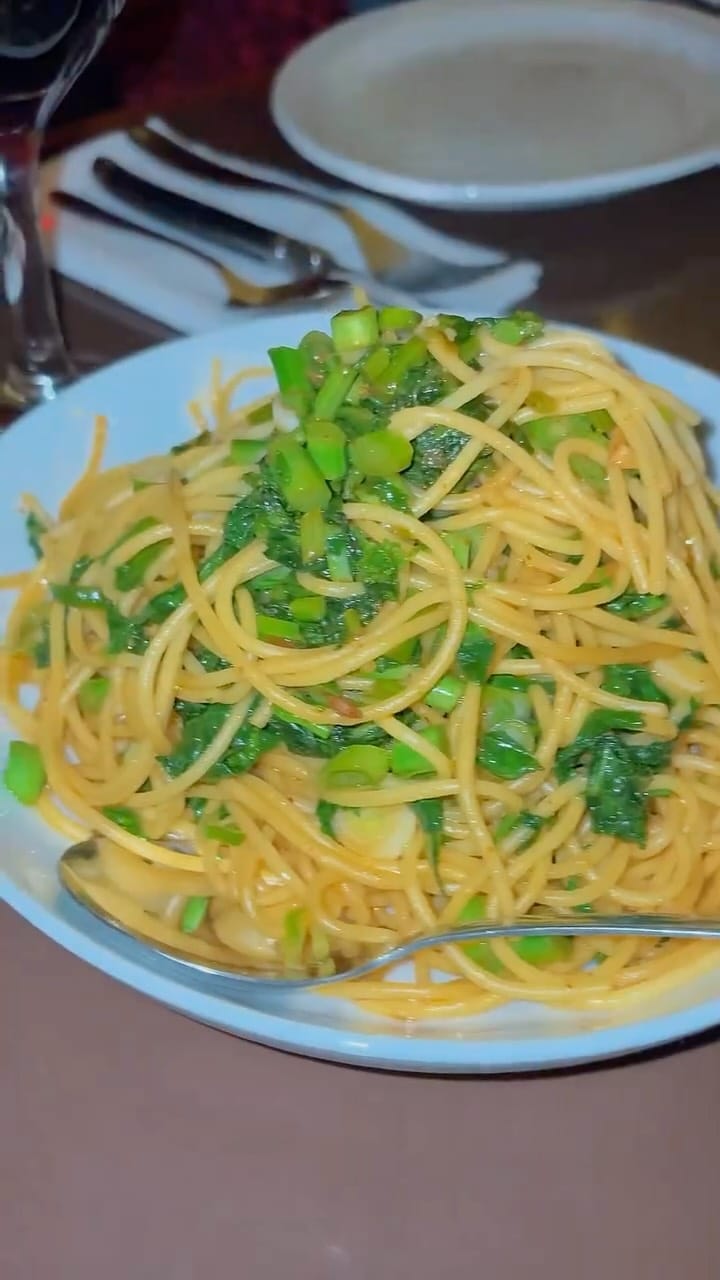 Post 3 by Lisa 🇨🇦 Ottawa Local Eats on Instagram (video)