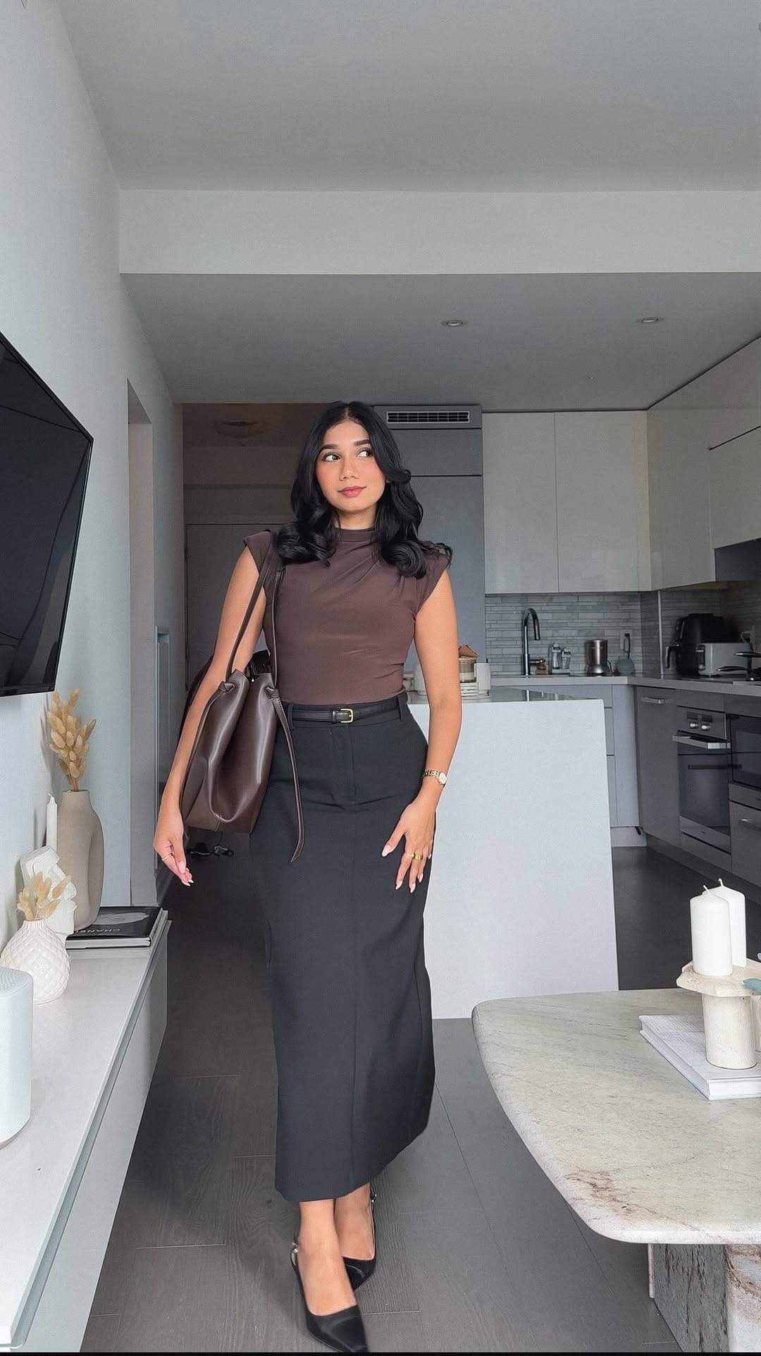 Post 2 by Sabrina Mahanaz on Instagram (video)
