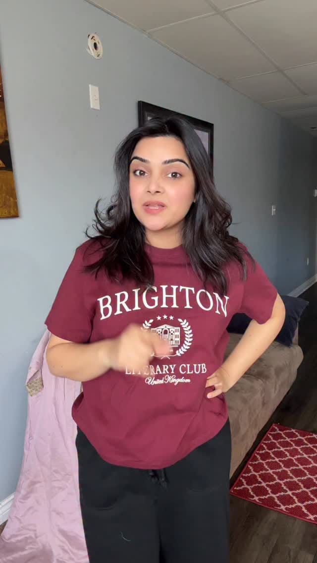 Post 8 by Meenakshii_Chaudhary on Instagram (video)