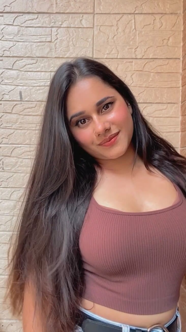 Post 10 by Upasna | UGC | Toronto Influencer on Instagram (video)