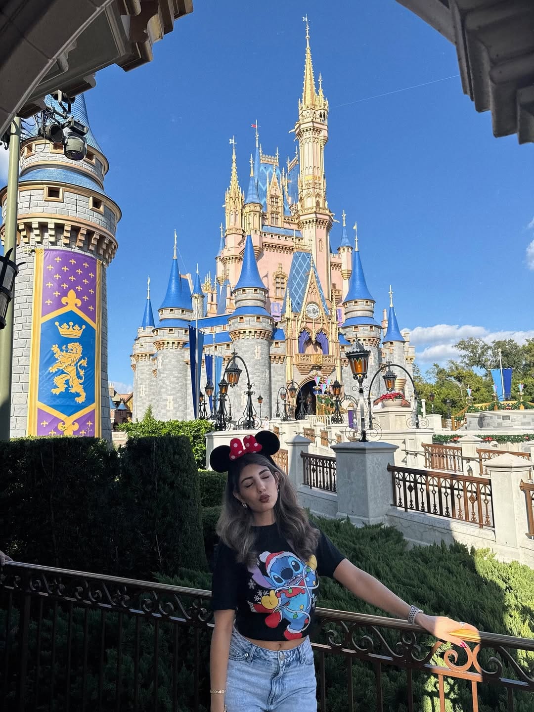 Post 2 by Asa Lotfi👸🏻 on Instagram (carousel)