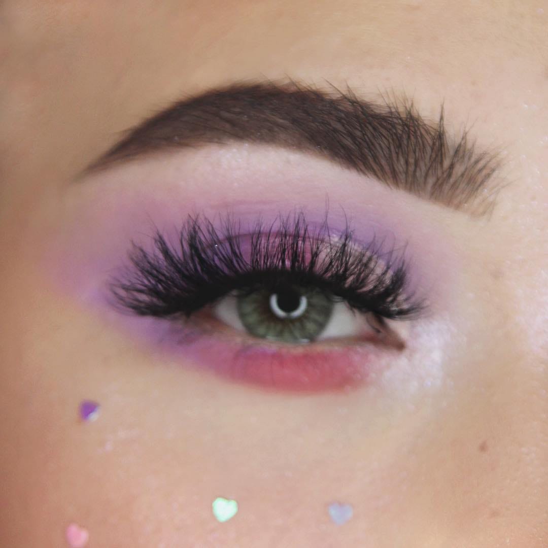 Post 4 by J K E L L Z    •    M U A on Instagram (image)