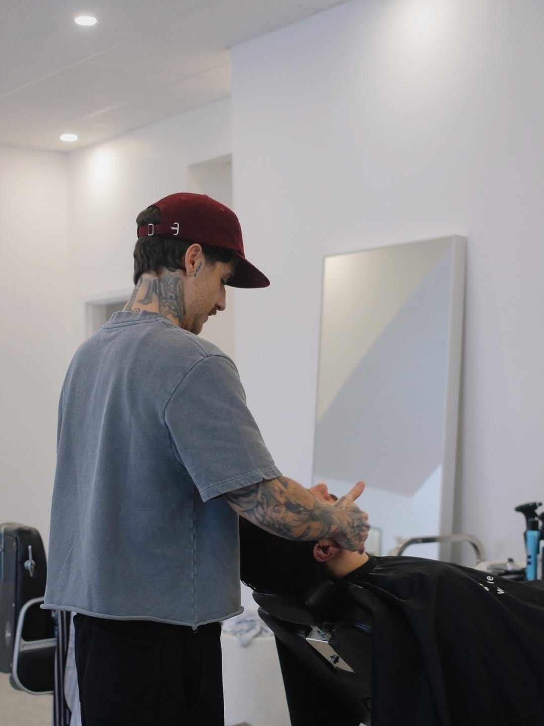 Post 6 by Barbier + Salon de coiffure on Instagram (image)