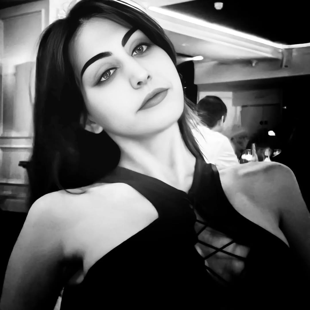 Post 8 by Priya Arora on Instagram (carousel)