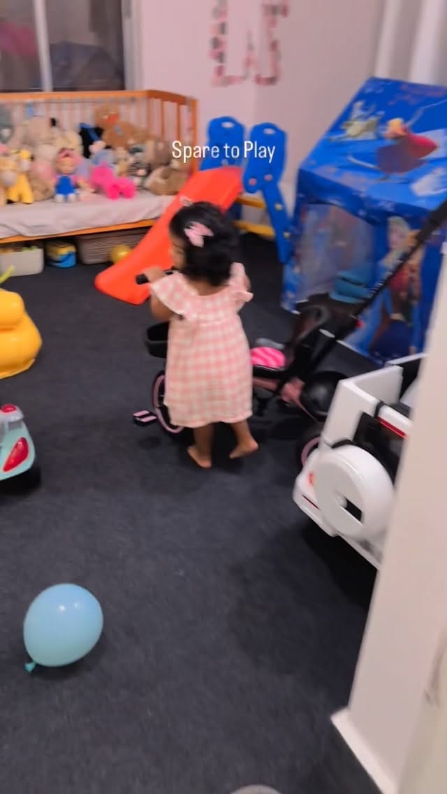 Post 2 by Rhyzok on Instagram (video)
