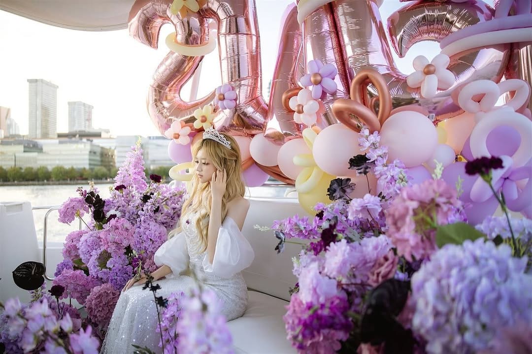 Post 10 by Cyane Xia on Instagram (carousel)