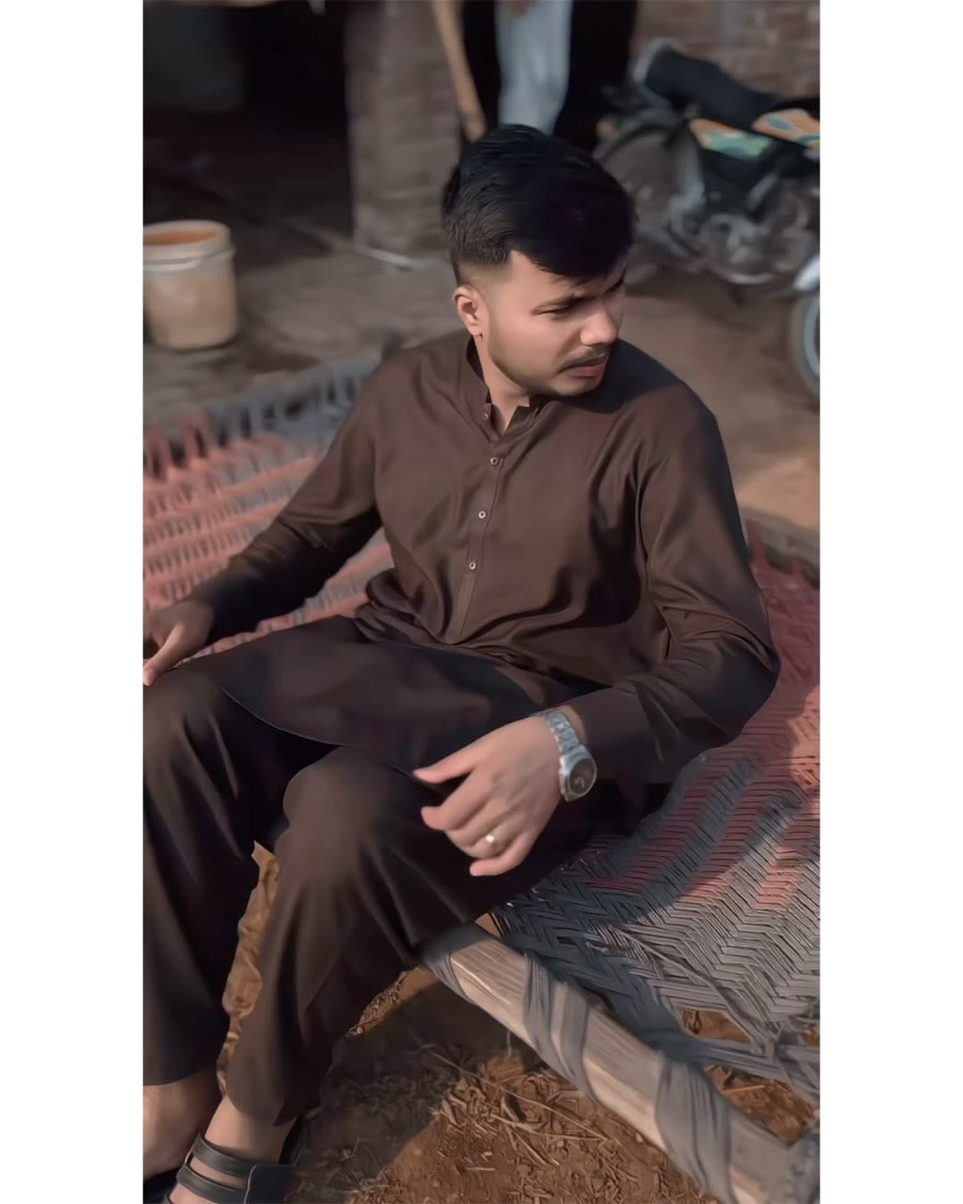 Post 4 by Mohsin Ali on Instagram (video)