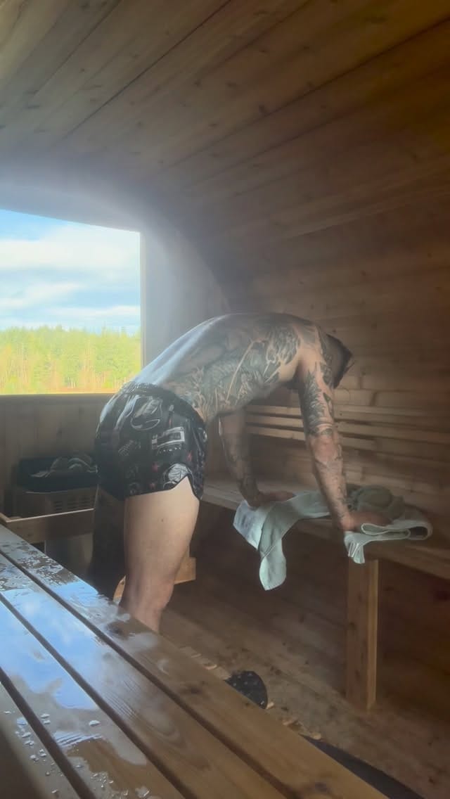 Post 10 by Jimmy on Instagram (video)