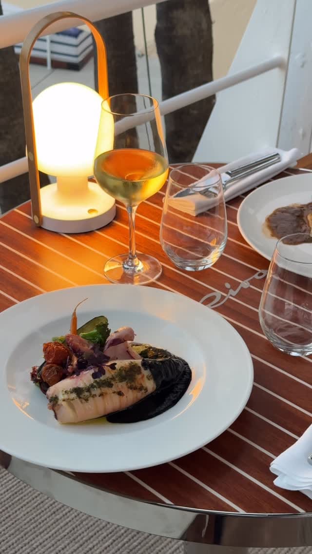Post 5 by Hotel de Mar, Gran Meliá on Instagram (video)
