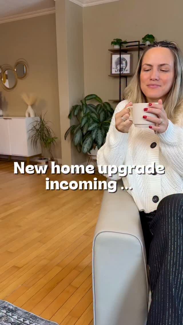 Post 10 by Aosom Canada on Instagram (video)