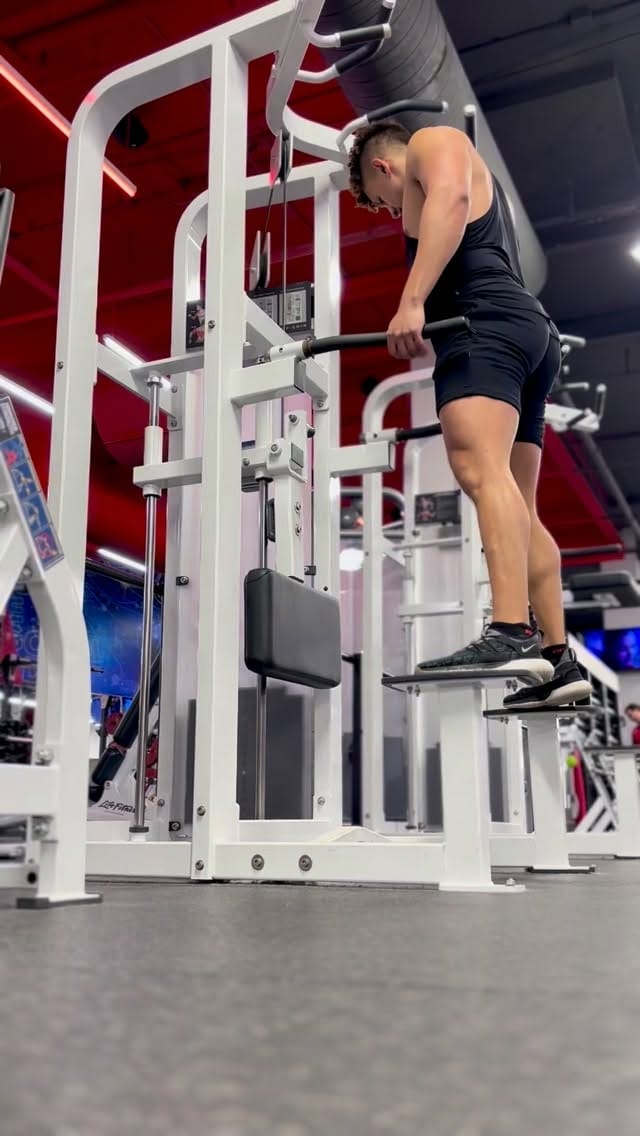 Post 6 by Fredy Ventura on Instagram (video)