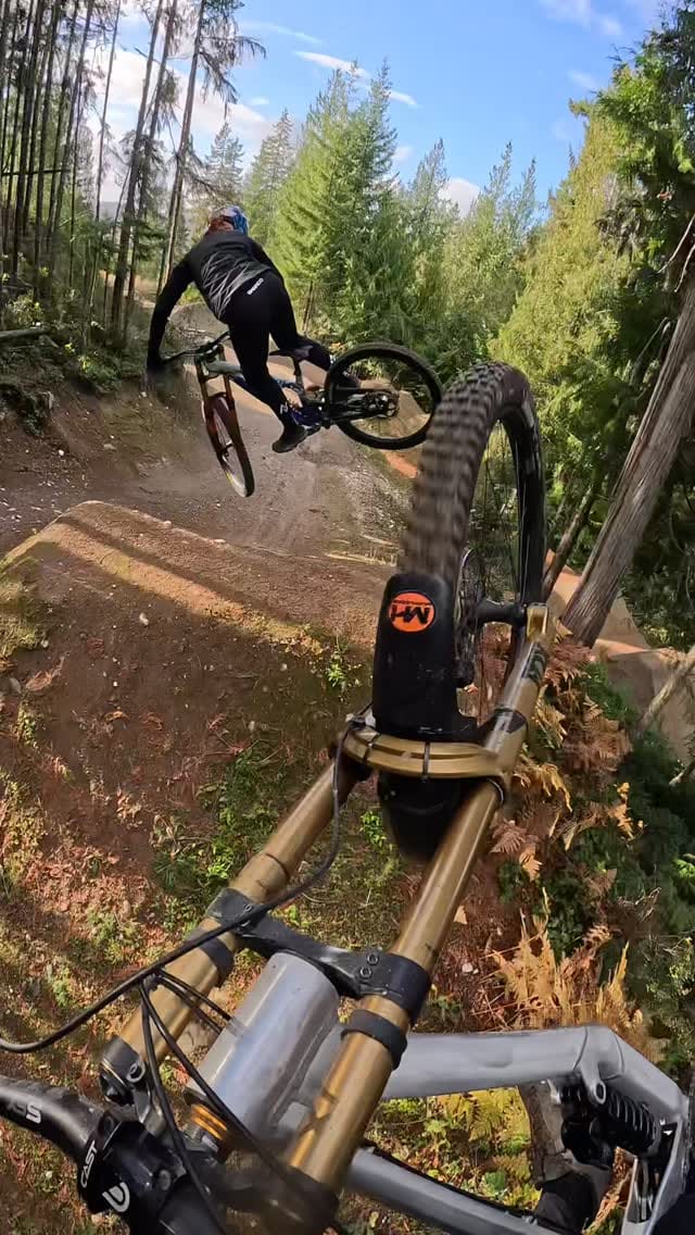 Post 2 by g-race on Instagram (video)