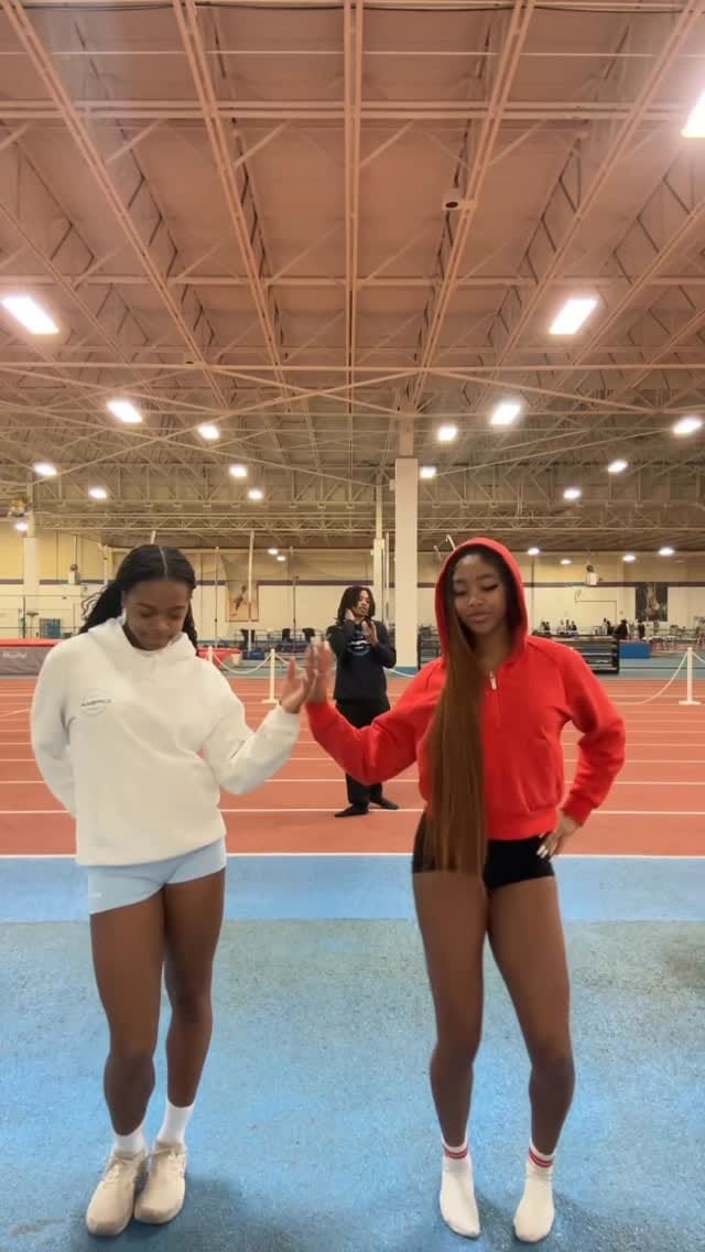 Post 1 by Alexia Jones on Instagram (video)