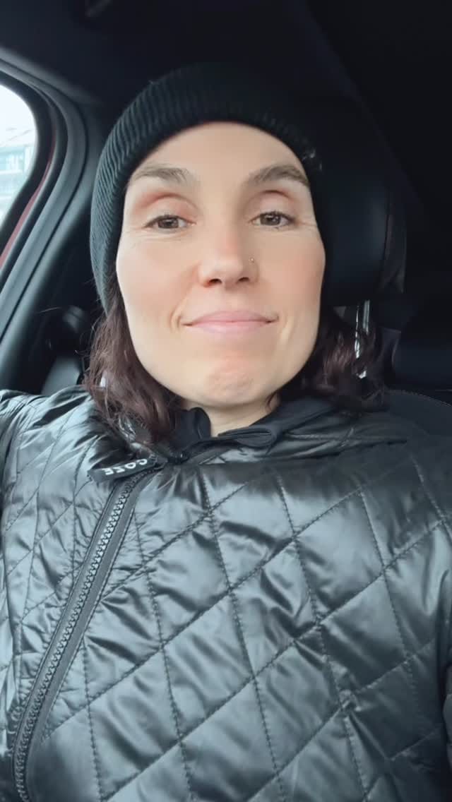 Post 7 by Jess Sennet | Prenatal & Postnatal Exercise | Toronto on Instagram (video)