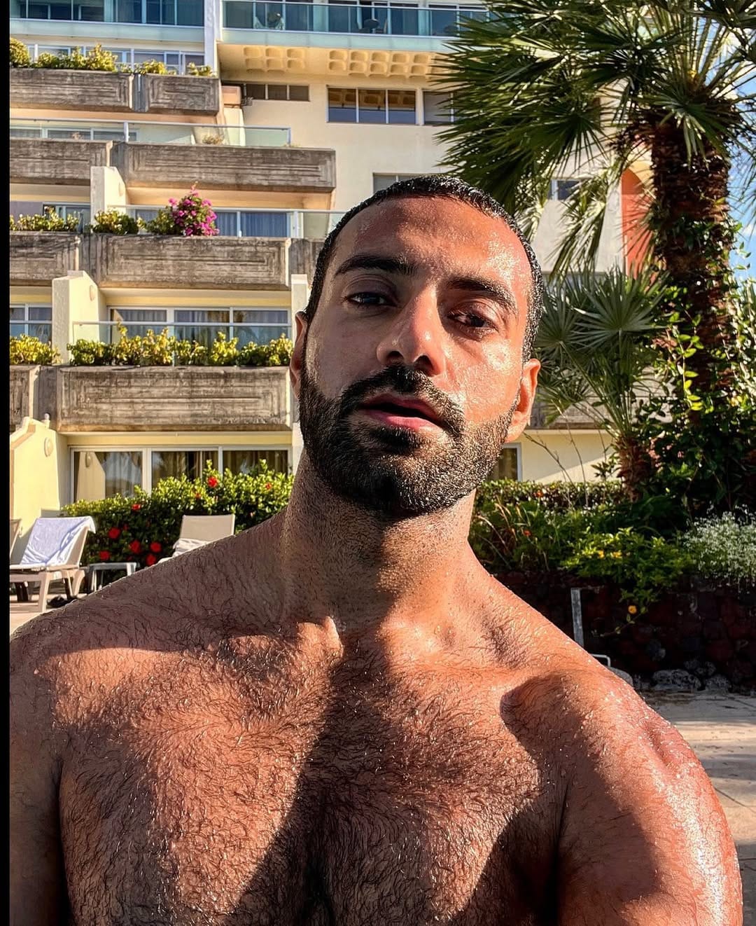 Post 8 by Nabeel 🦀 on Instagram (carousel)