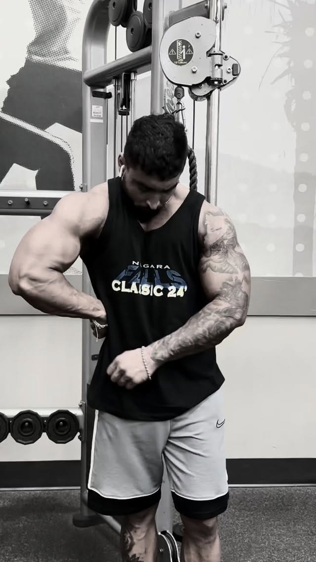 Post 1 by 𝐒𝐀𝐍𝐆𝐇𝐀🦅 on Instagram (video)