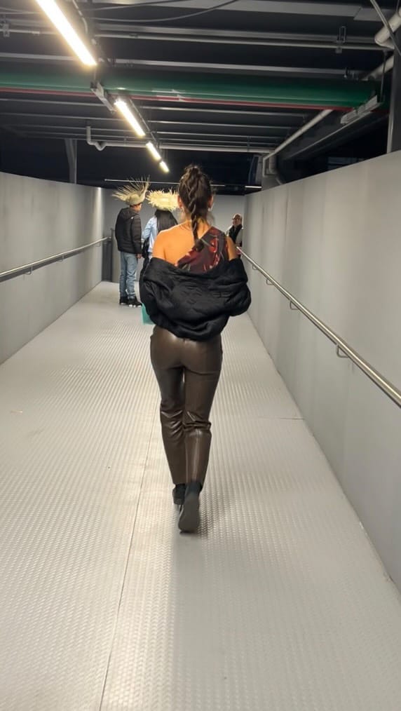 Post 8 by Melissa Humaña-Paredes on Instagram (video)