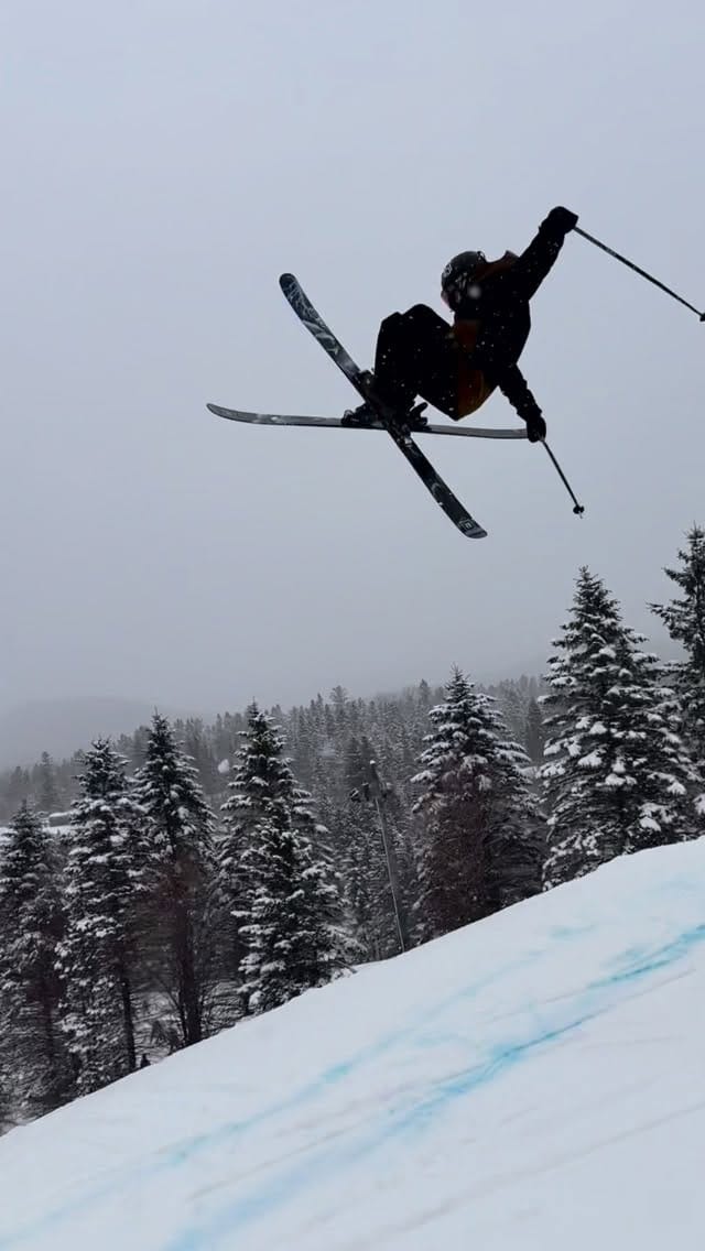 Post 1 by Emile Bergeron on Instagram (video)