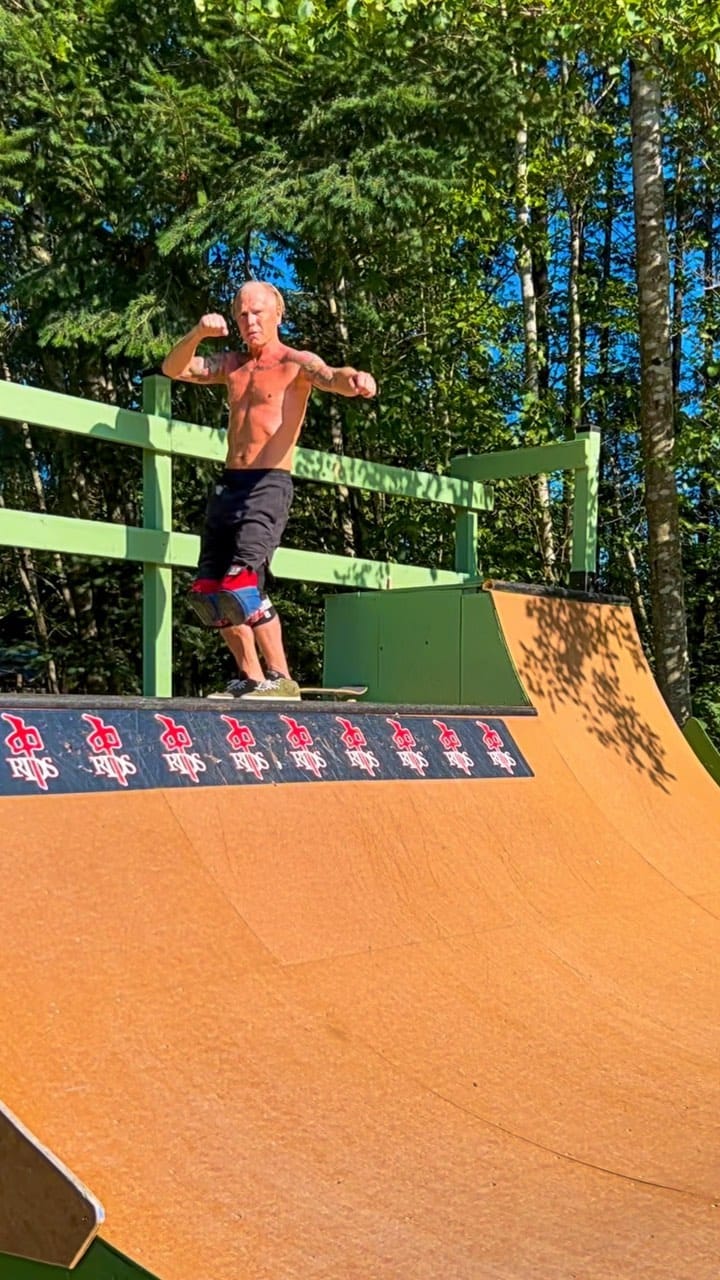Post 3 by Rob Sluggo Boyce on Instagram (video)