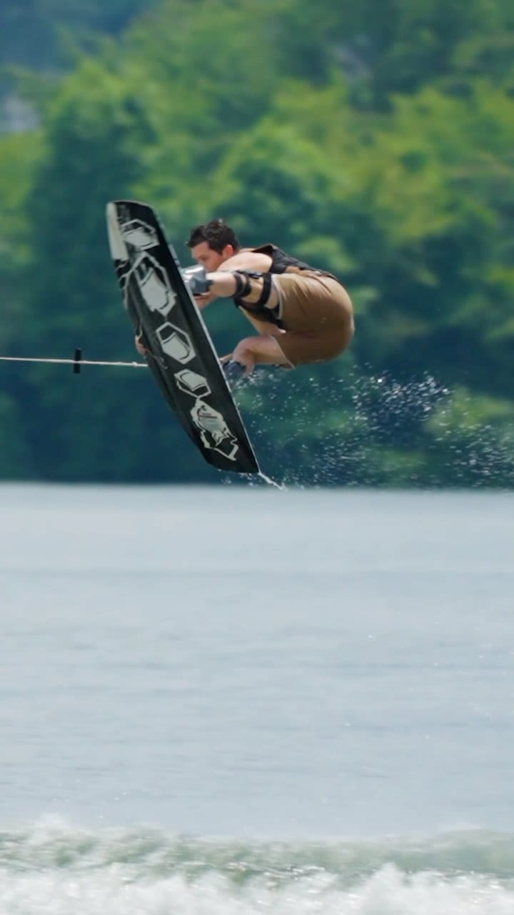 Post 1 by Olivier Derome on Instagram (video)