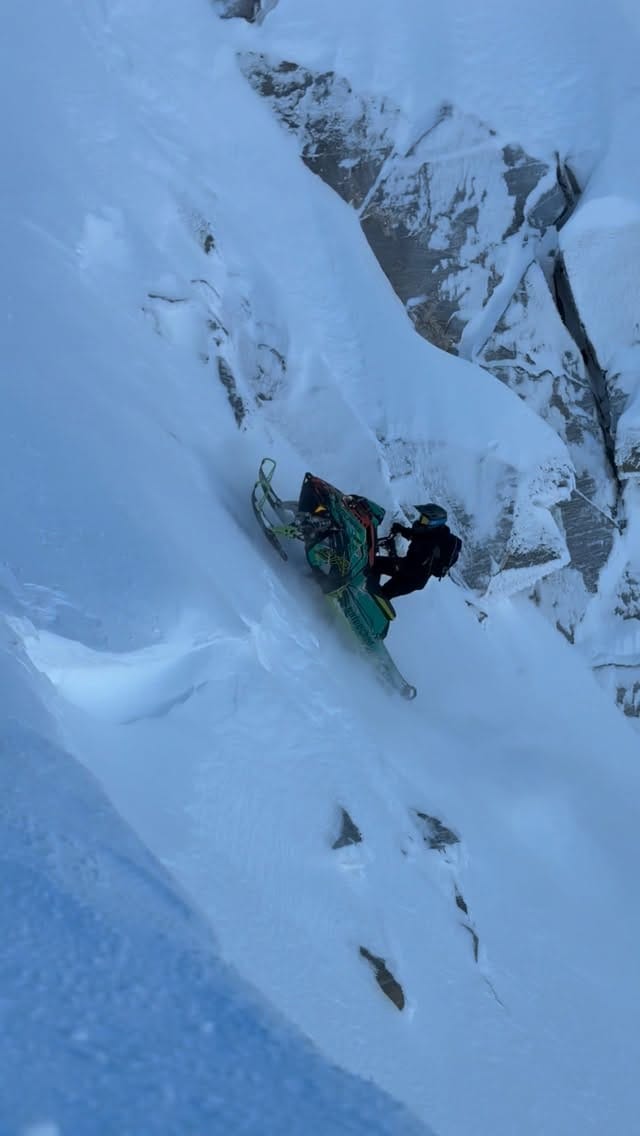 Post 2 by Victor Wind Meinel on Instagram (video)