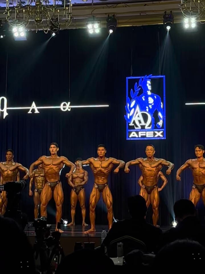 Post 6 by IFBB PRO 권형주 (Kwon Hyoung Joo) 🇰🇷 on Instagram (carousel)