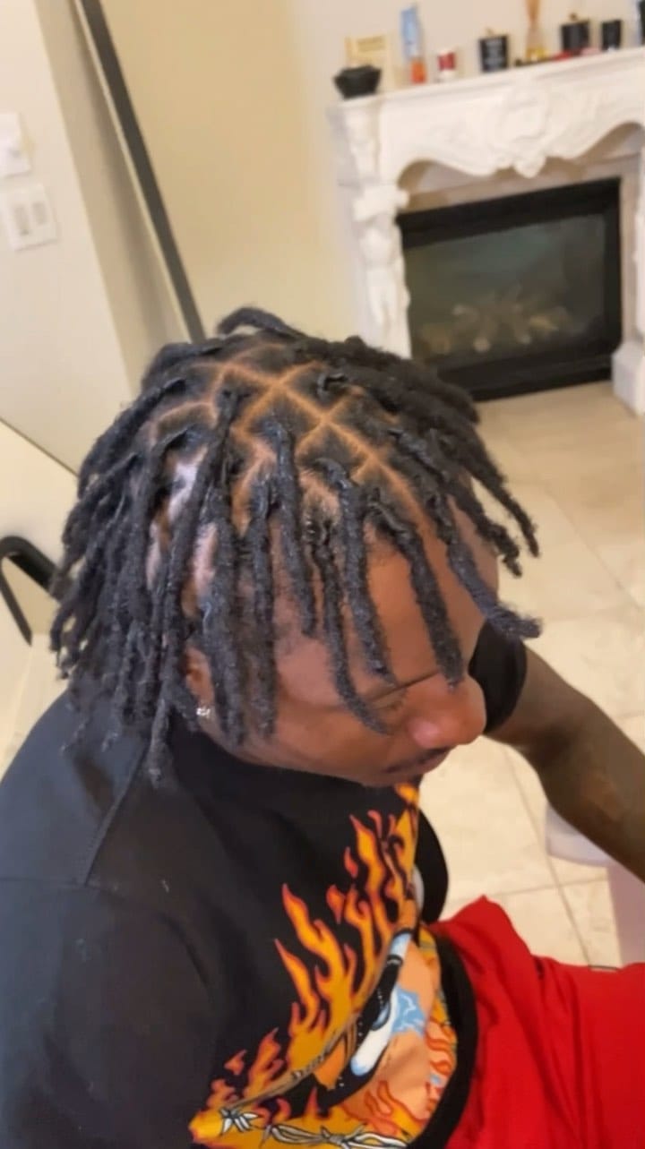 Post 10 by Celebrity Loctician ➖ Penny 🐐 on Instagram (video)