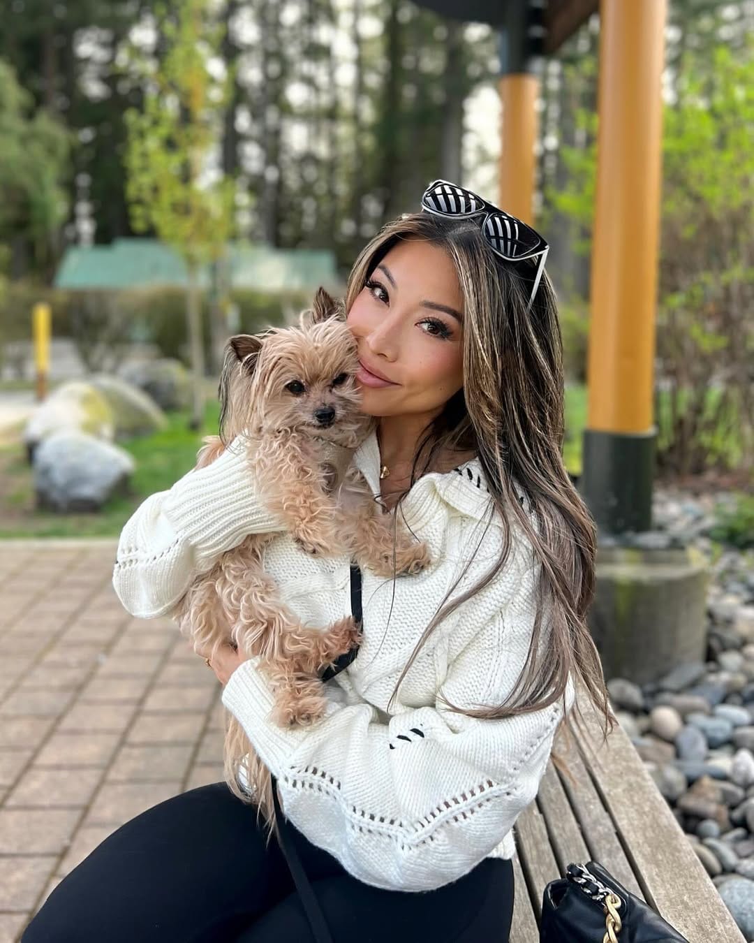 Post 4 by ⌡𝖾𝗇 ⌊𝗈 on Instagram (carousel)