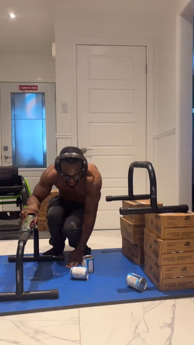 Post 3 by IFBB PRO | CALISTHENICS | WHEELCHAIR ATHLETE on Instagram (video)