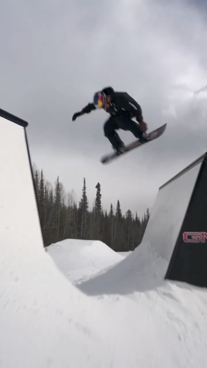 Post 4 by Sebastien Toutant on Instagram (video)