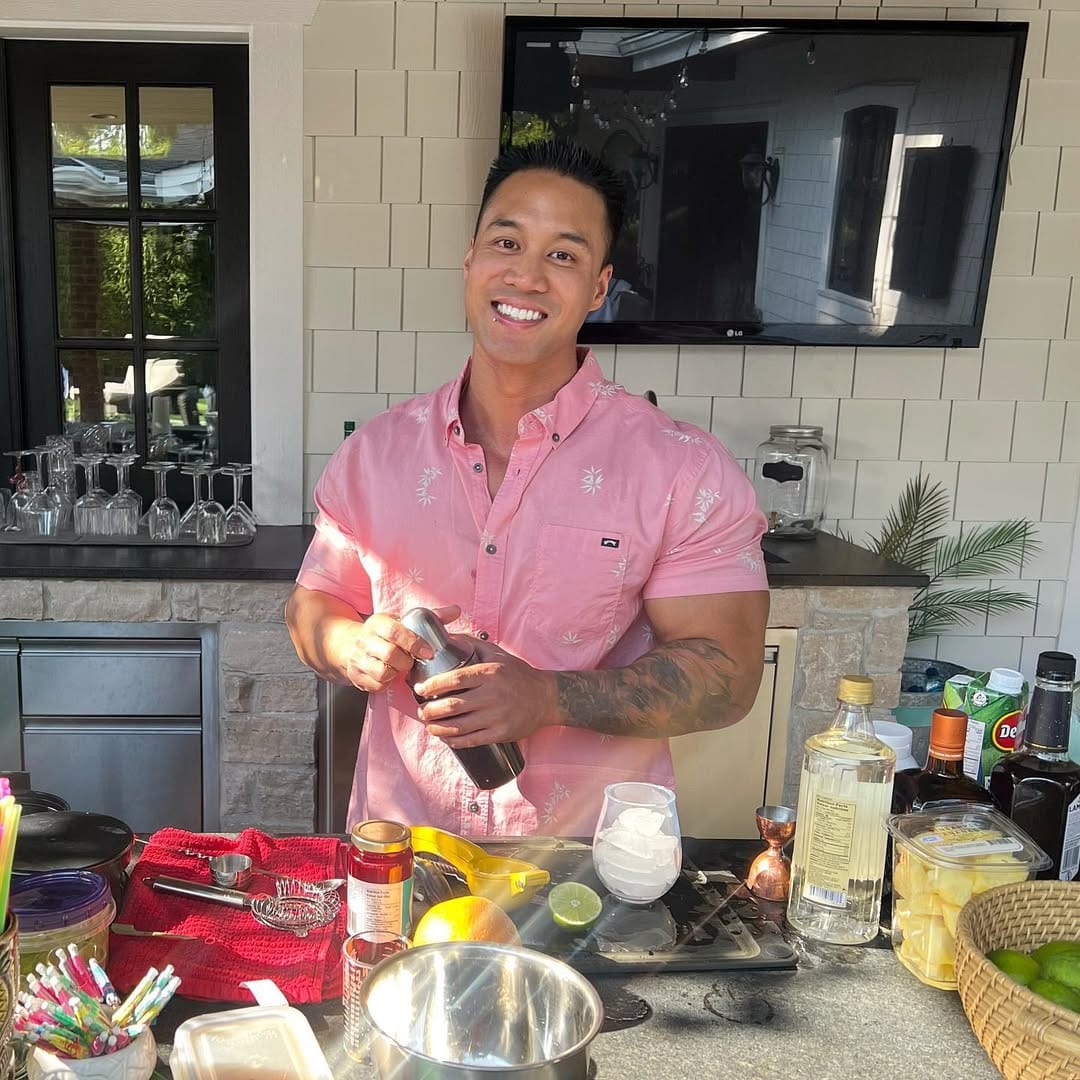 Post 5 by Kyle Faustino IFBB PRO on Instagram (image)