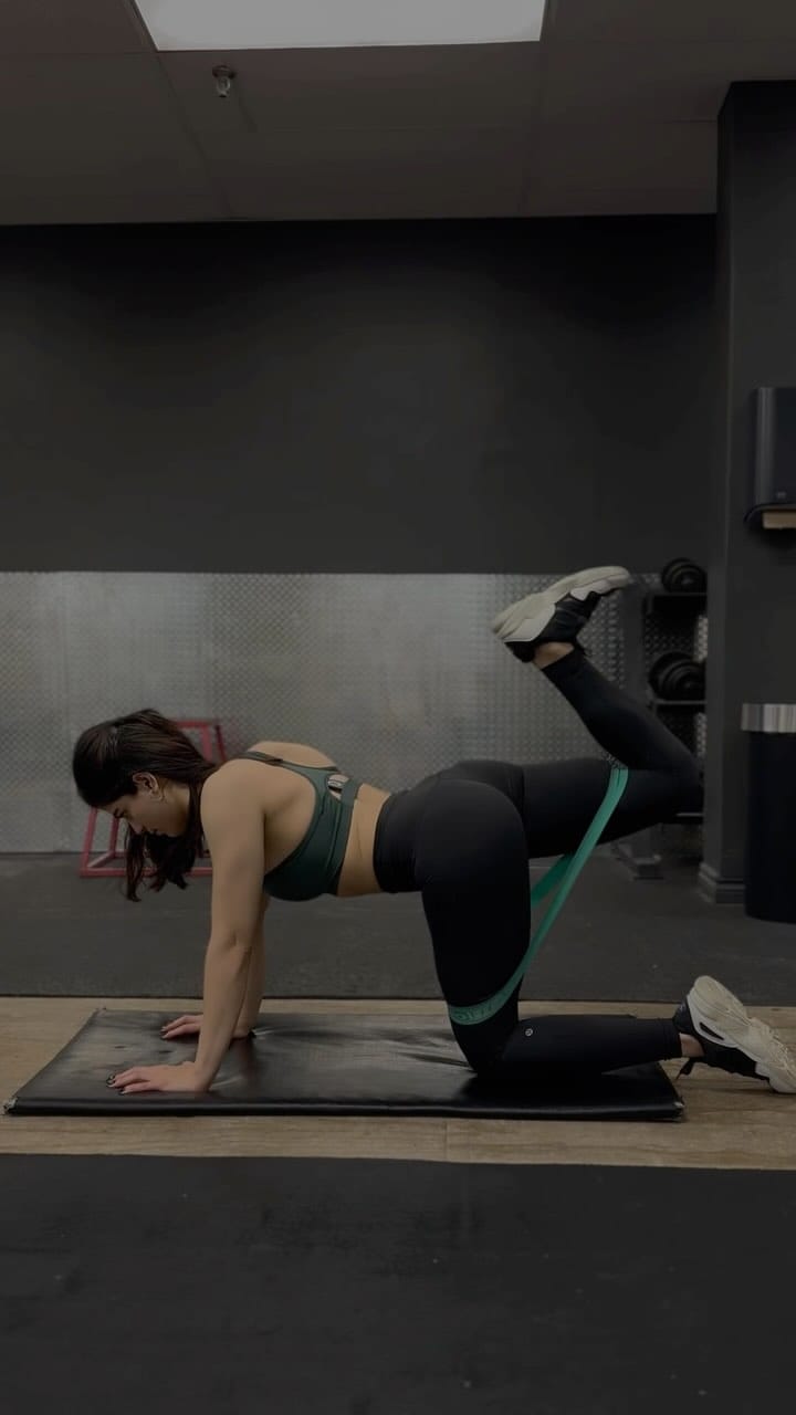 Post 7 by Rosha on Instagram (video)
