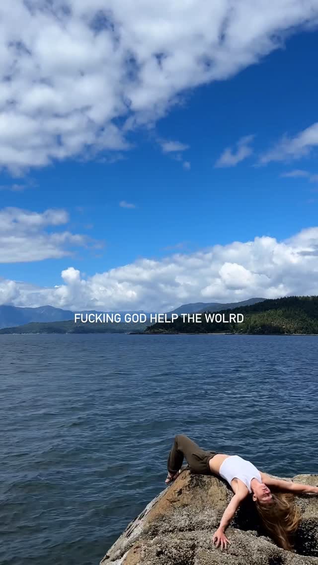Post 5 by JESS ST JOHN on Instagram (video)