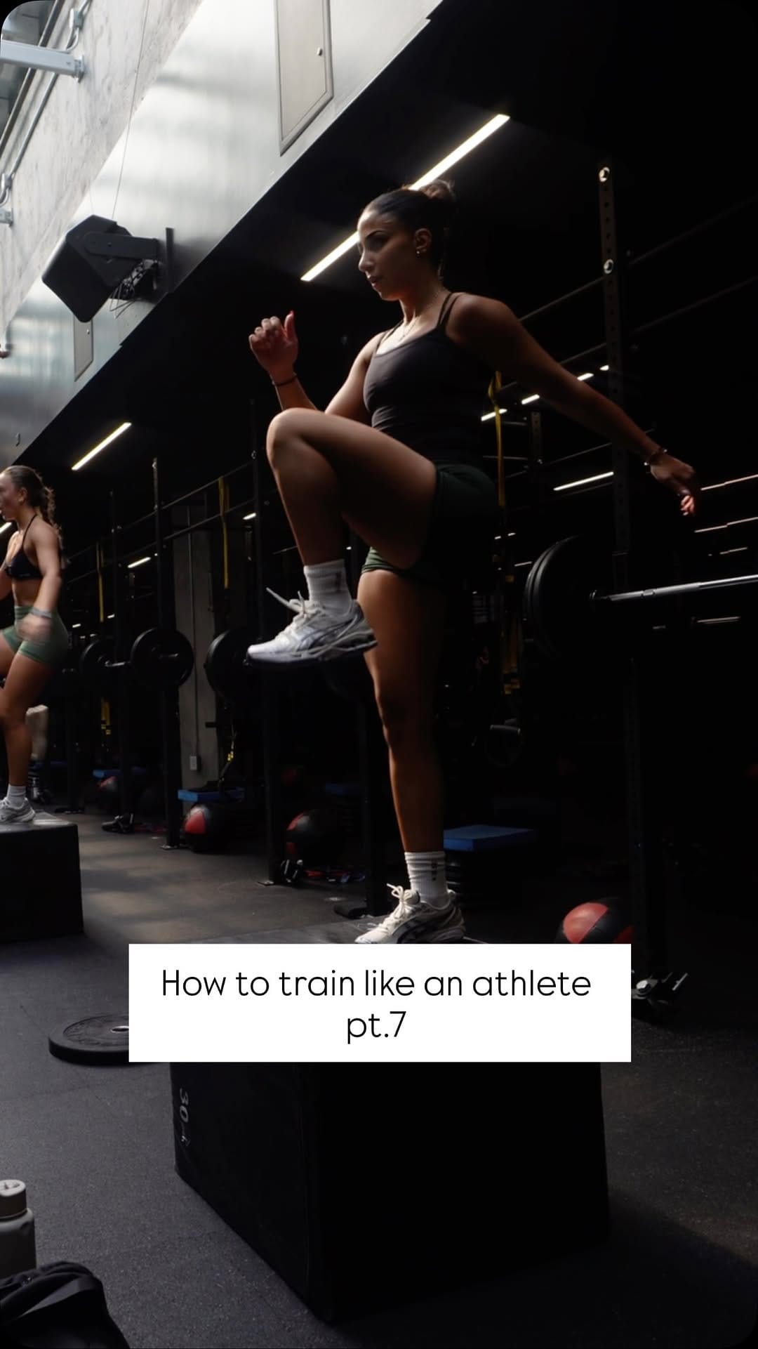 Post 9 by Niki Mahmoudi on Instagram (video)