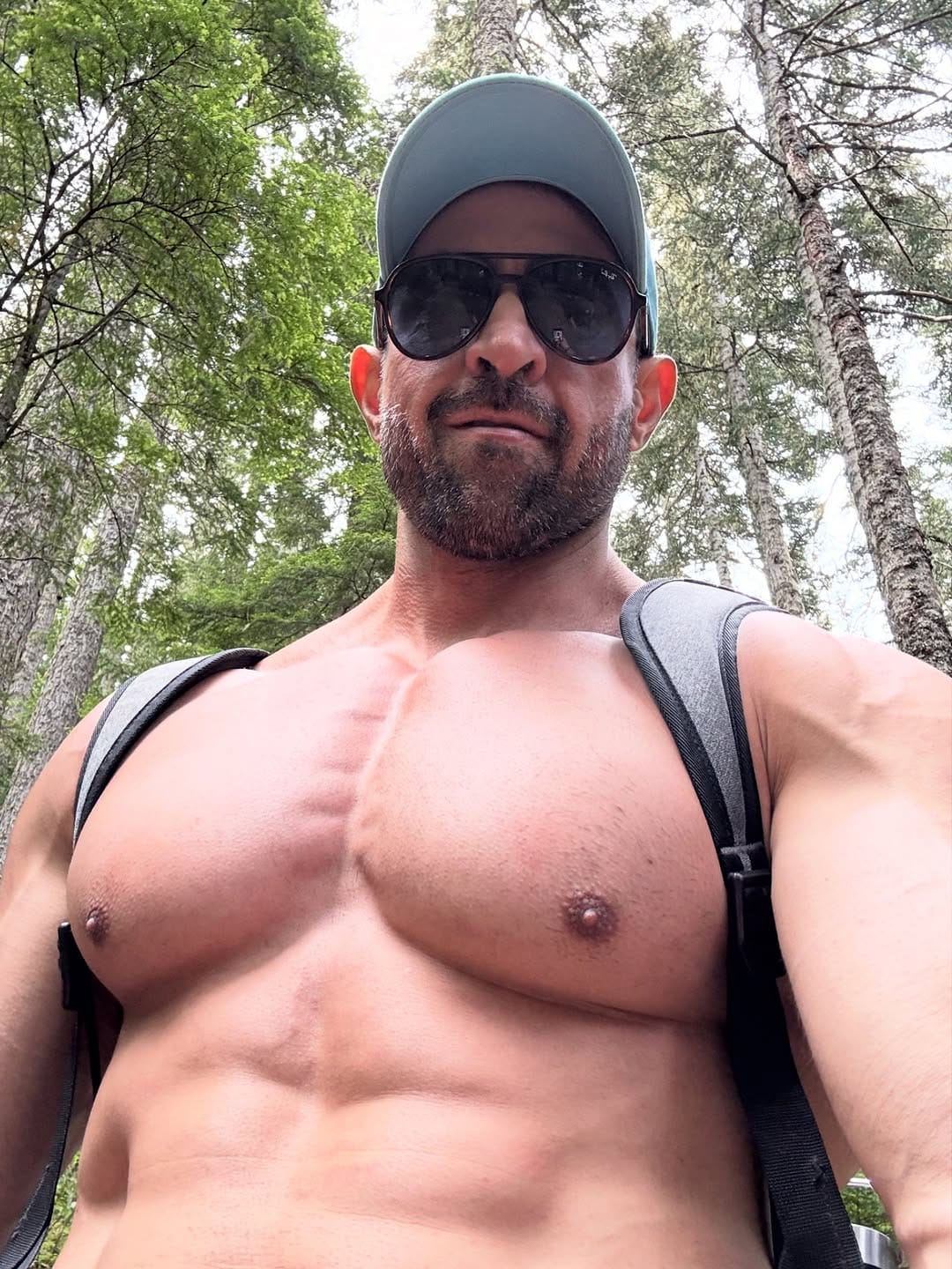 Post 8 by Raoul BT 🇨🇦🌎 on Instagram (image)