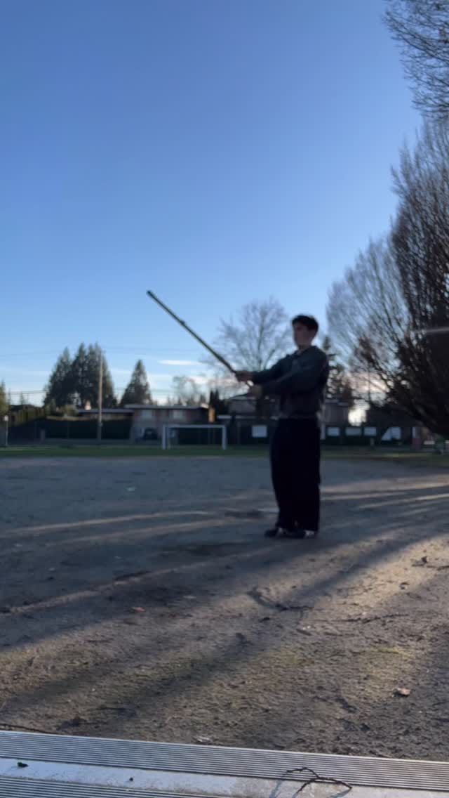 Post 3 by Shion Miyashita 宮下史音 on Instagram (video)