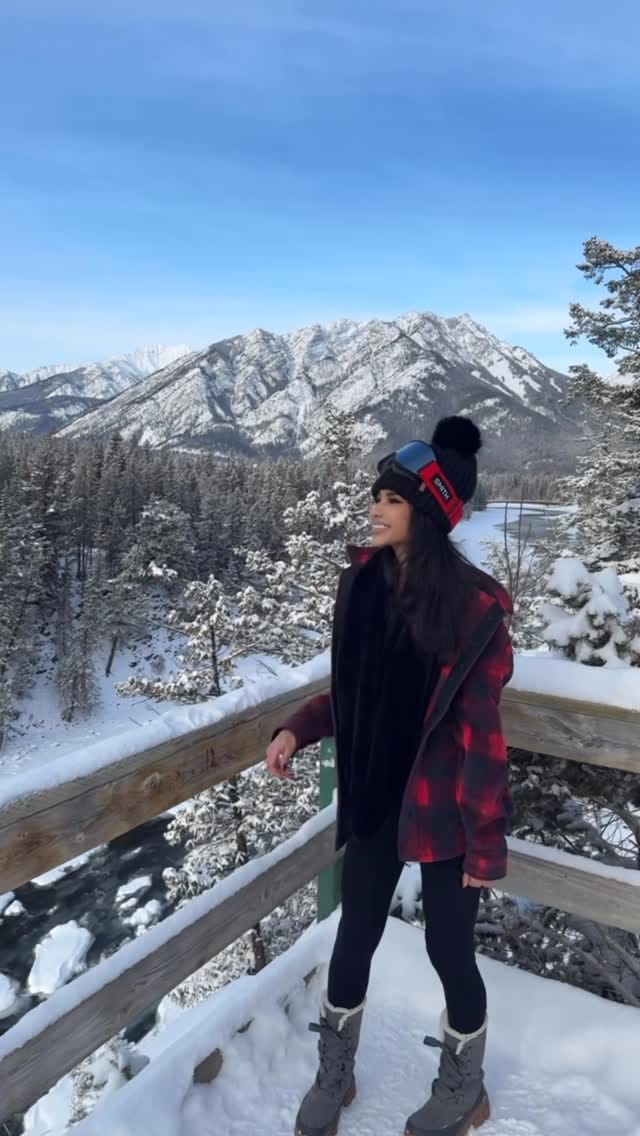 Post 6 by Stacey Soans | Golf | Author | Model on Instagram (video)