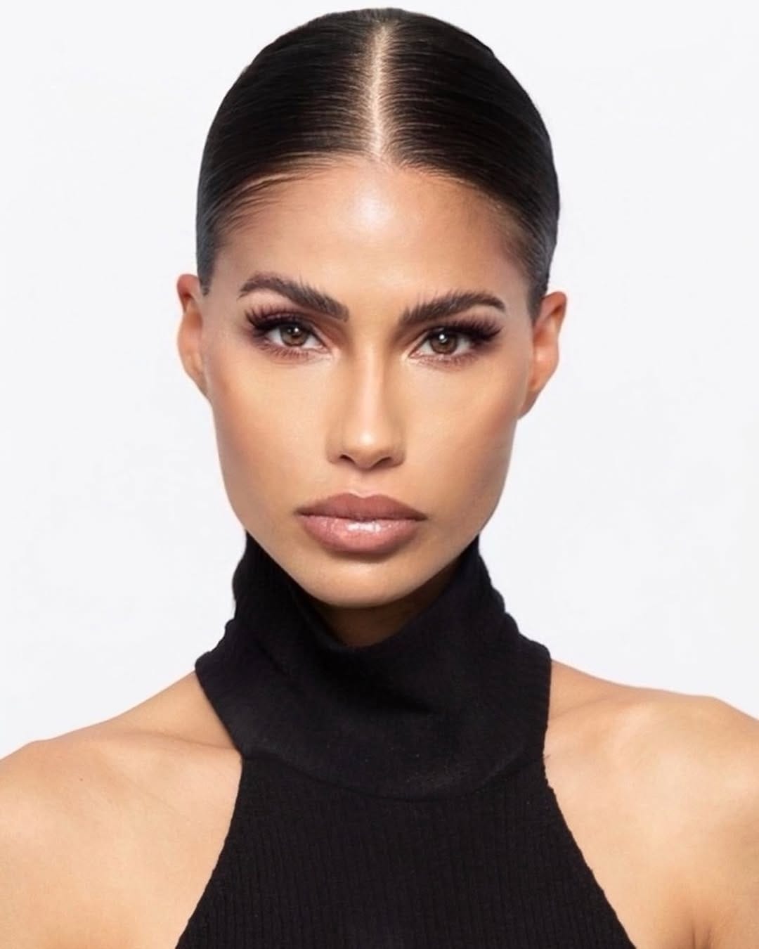 Post 1 by Stacey Soans | Golf | Author | Model on Instagram (image)