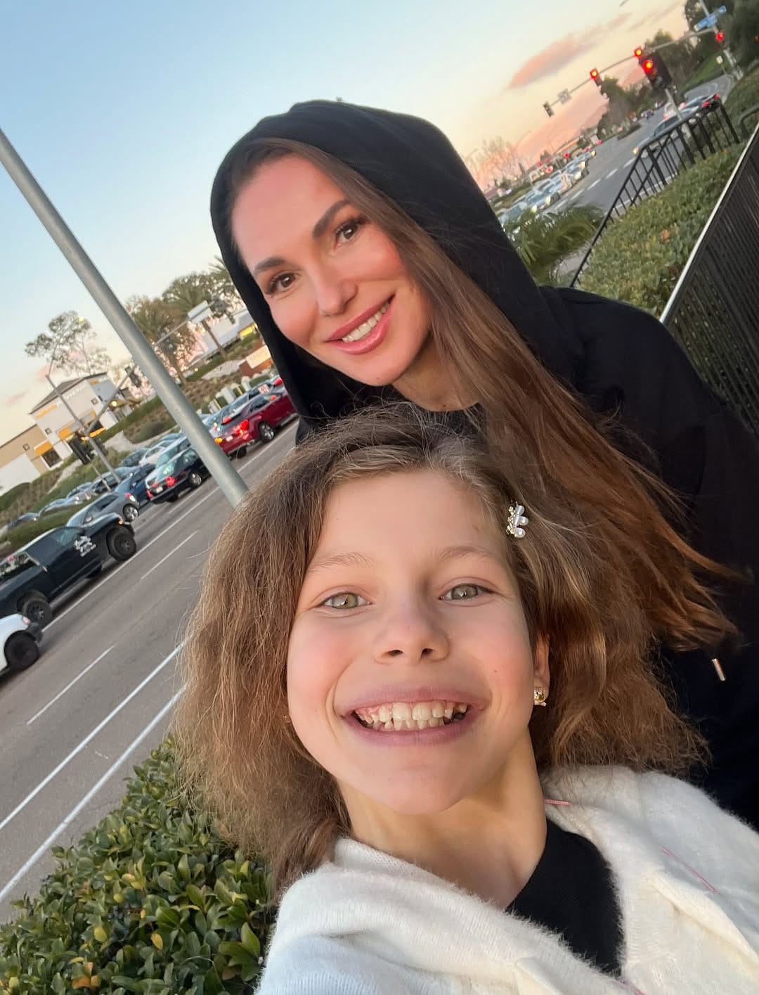 Post 1 by Siana Berger 🤩 Сиана Бергер on Instagram (carousel)
